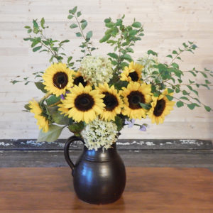 Planters, Pots & Vases
