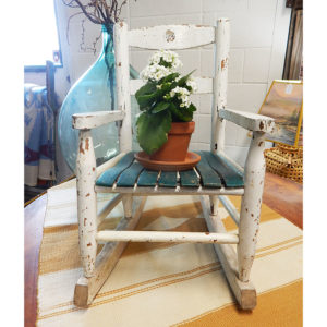 Furniture & Storage